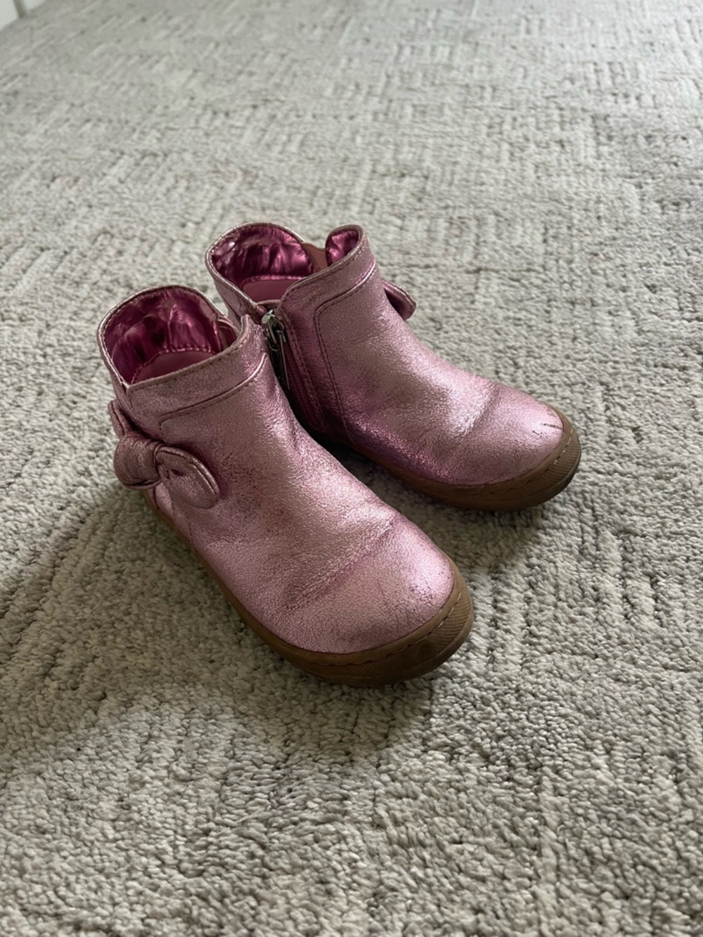 Nina Metallic Pink Kids Zip Boots with Bow Accent size 9